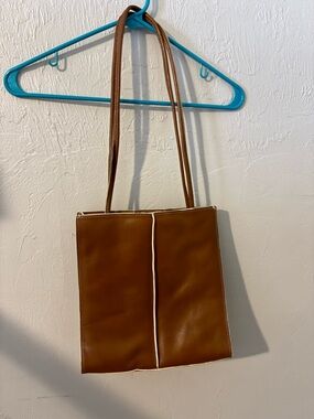 Wilsons Leather Brown Shoulder Tote with Cream Piping